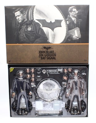 Lot 1849 - A Hot Toys 1/6 scale action figure set of a No....