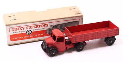 Lot 1198 - Dinky Toys, 521, Bedford Articulated Lorry,...