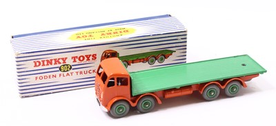 Lot 1265 - Dinky Toys, 902 Foden flat truck, 2nd cab,...