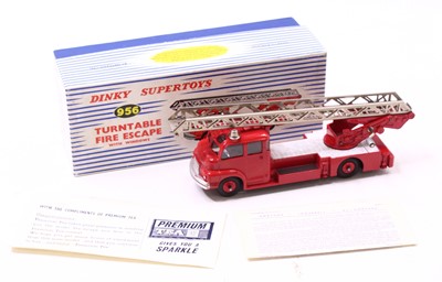 Lot 1250 - Dinky Toys No. 956 turntable fire escape...