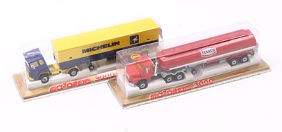 Lot 1606 - A Majorette 3000 bubble packed road haulage...