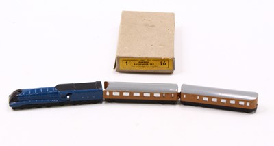 Lot 1220 - A Dinky Toys No. 16 Express Passenger Train...