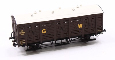 Lot 446 - A 00 gauge kit built finescale 2 rail model of...