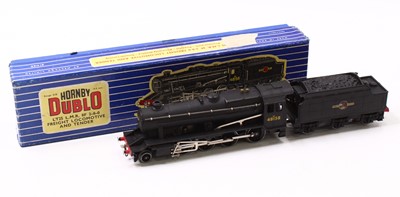 Lot 581 - Hornby-Dublo 3-rail LT25 8F Freight loco &...