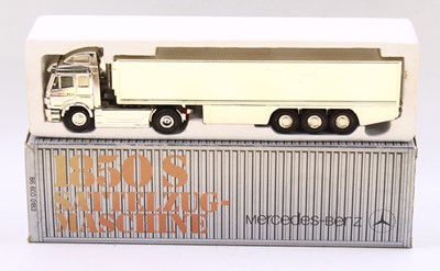 Lot 878 - A Mercedes Benz No. 313/1 1/50 scale diecast...