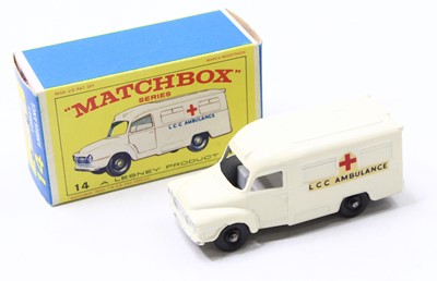 Lot 1661 - Matchbox 1/75 series No. 14 Lomas Ambulance,...