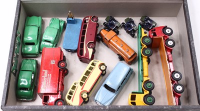 Lot 1389 - Dinky Toys group of 14 loose and playworn...