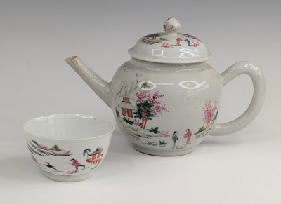 Lot 2051 - A Chinese porcelain teapot and tea bowl,18th...