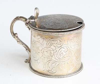 Lot 1066 - A Victorian silver drum mustard pot (lacking...