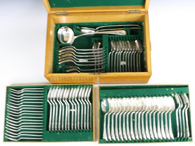 Lot 2175 - An Edwardian silver fitted cutlery canteen...