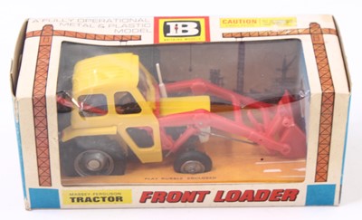 Lot 883 - Britains No.9572 Massey Ferguson Front Loader...