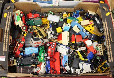 Lot 1515 - Two trays of mostly loose modern issue diecast,...