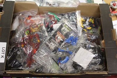 Lot 1529 - Tray containing bagged and loose Lego Bionicle...