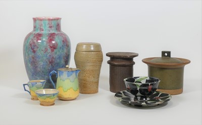 Lot 117 - A collection of studio pottery and other...