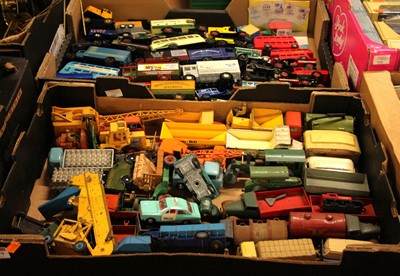 Lot 1579 - Two trays of loose and playworn diecast models,...