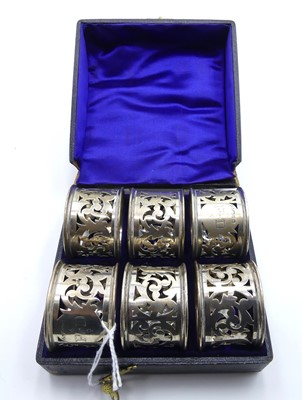 Lot 255 - A set of six silver napkin rings 3.9ozt, cased