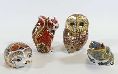 Lot 188 - A Royal Crown Derby porcelain model of an owl,...