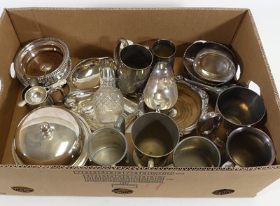 Lot 209 - A collection of silver plated wares, to...