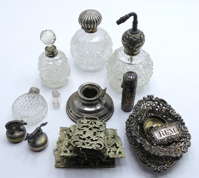 Lot 282 - A collection of silver and white metal items,...