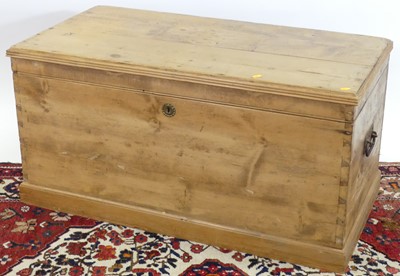 Lot 1194 - A rustic planked pine hinge top blanket chest,...