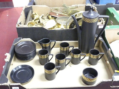 Lot 537 - A Portmeirion Greek key six place coffee service