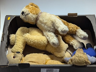 Lot 493 - A vintage blond mohair teddy-bear, having...