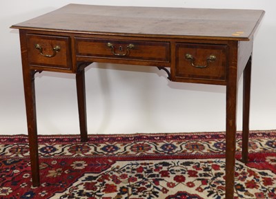 Lot 1323 - An early 19th century provincial oak and...