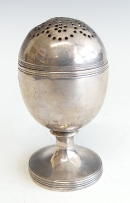 Lot 2114 - A George III silver pepperette, of pedestal...