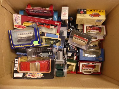 Lot 1528 - One box of mixed modern issue diecast, with...