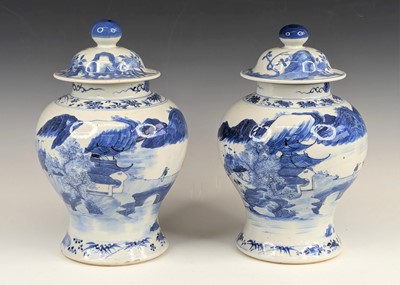 Lot 2439 - A pair of Chinese export blue and white...