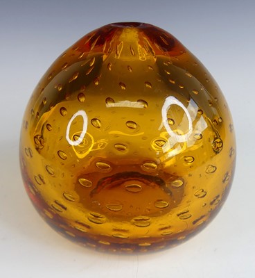 Lot 90 - A Whitefriars gold and amber glass bubble...