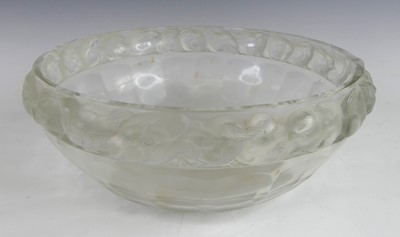 Lot 65 - René Lalique (1860-1945) - a heavy clear...