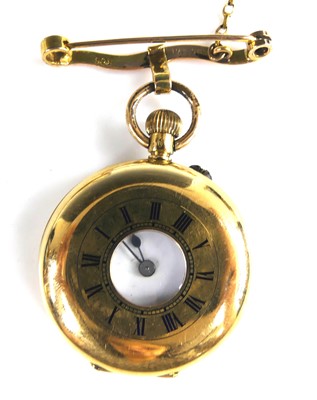 Lot 2347 - An 18ct gold keyless half hunter fob watch,...