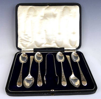 Lot 261 - A cased set of six George V silver teaspoons...