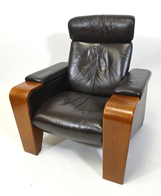 Lot 442 - A contemporary Ekornes Stressless 'Paloma'...