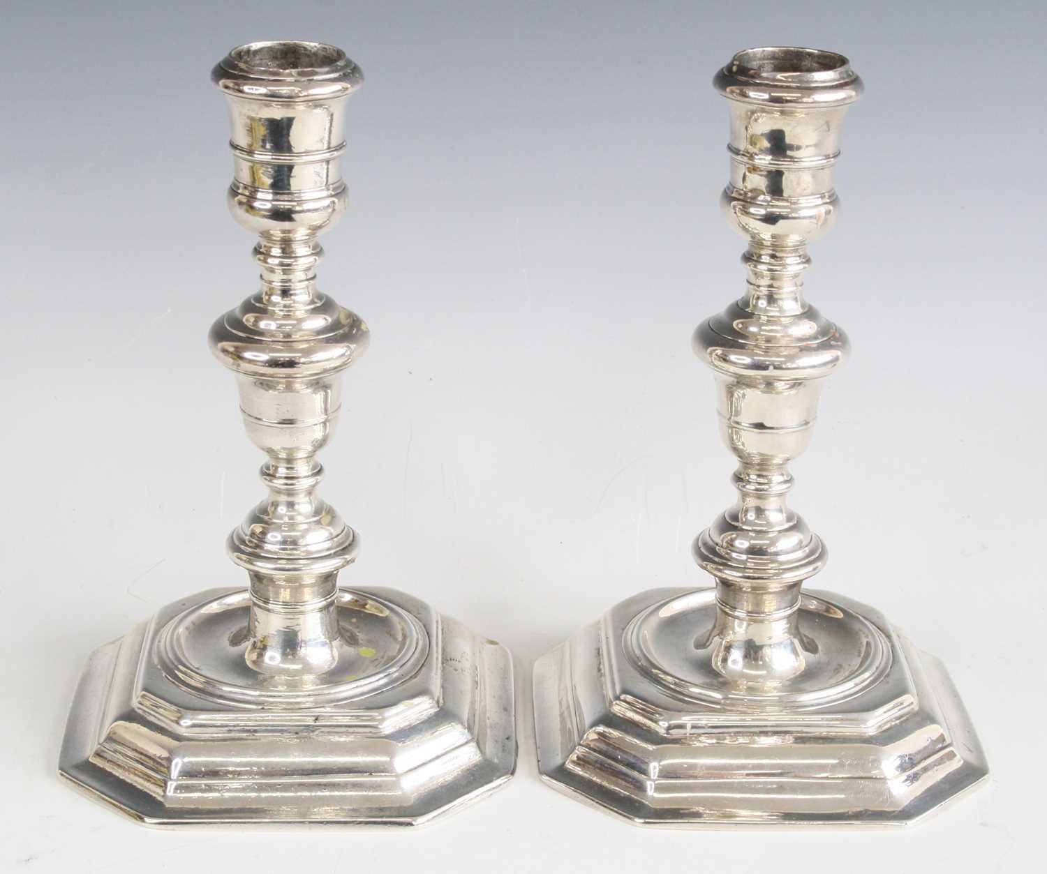 Lot 2249 - A pair of William III silver multi-knopped...