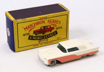 Lot 1526 - Matchbox Lesney No. 75 Ford Thunderbird in...