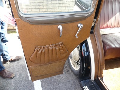 Lot 2625 - A 1935 Austin Ascot 16hp 6 cylinder Saloon Reg...