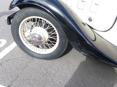 Lot 2625 - A 1935 Austin Ascot 16hp 6 cylinder Saloon Reg...