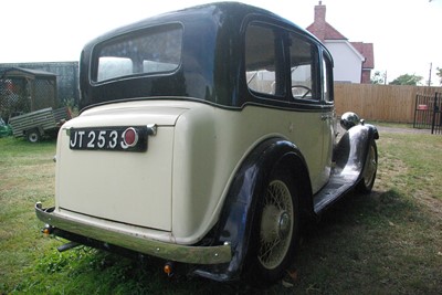 Lot 2625 - A 1935 Austin Ascot 16hp 6 cylinder Saloon Reg...