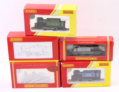 Lot 308 - A collection of five 00 gauge Hornby 0-4-0,...