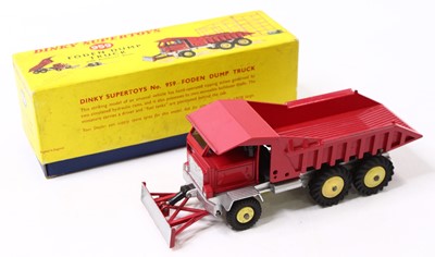 Lot 1241 - Dinky Toys, 959, Foden Dump Truck with...