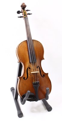 Lot 693 - An early 20th century continental 4/4 violin...