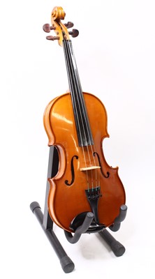 Lot 668 - A modern The Stentor Conservatoire 4/4 violin,...