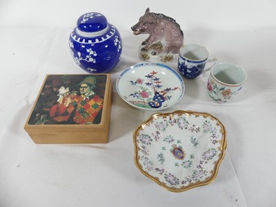 Lot 62 - A collection of ceramics to include an 18th...