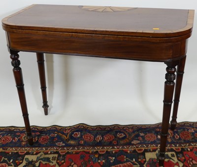 Lot 1202 - An early 19th century mahogany and satinwood...