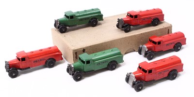 Lot 1351 - Dinky Toys No.25D Trade Box of 6 Petrol Tank...