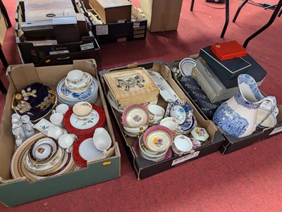 Lot 150 - Three boxes of mixed ceramics to include a...