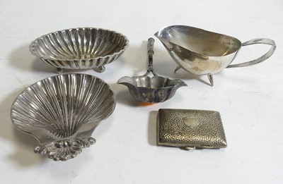 Lot 301 - A collection of metalware, to include silver...