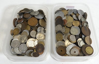 Lot 479 - A collection of mixed world coinage (2 boxes)